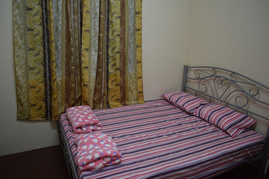 Tamteh Homestay Ayer Hitam Quarto foto